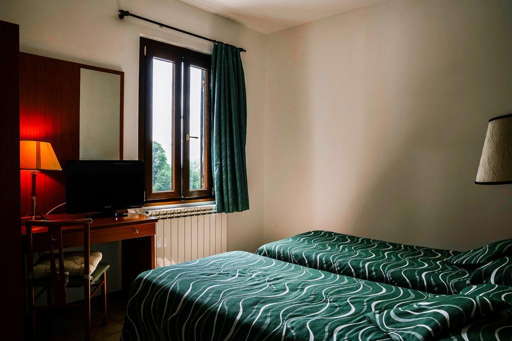 Agriturismo Cascina Del Vai Cairo Montenotte Luaran gambar