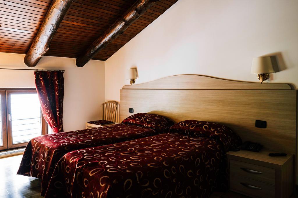 Agriturismo Cascina Del Vai Cairo Montenotte Luaran gambar