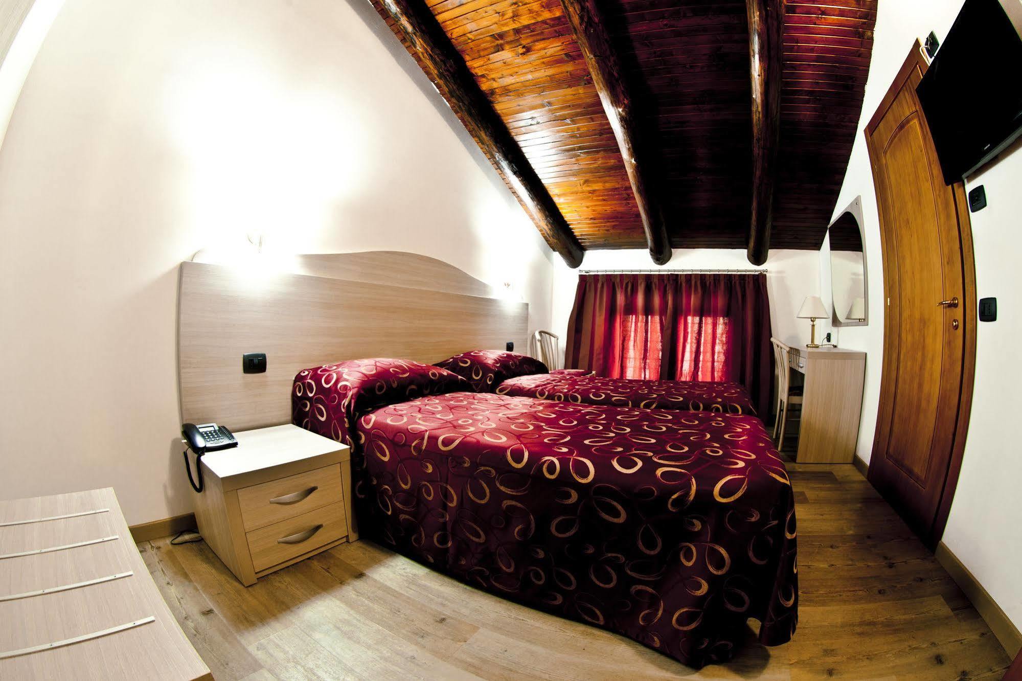 Agriturismo Cascina Del Vai Cairo Montenotte Luaran gambar