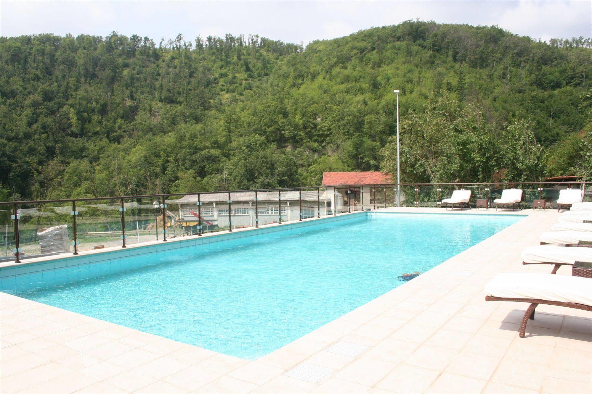Agriturismo Cascina Del Vai Cairo Montenotte Luaran gambar